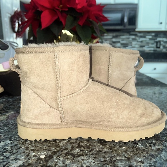 UGG Shoes - UGG Classic Mini II Boot